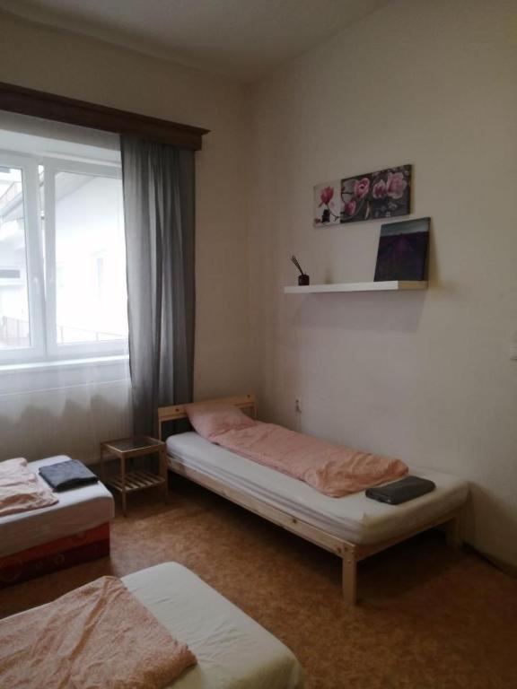 Near Main Railway And Bus Station, Vankovka 브르노 외부 사진