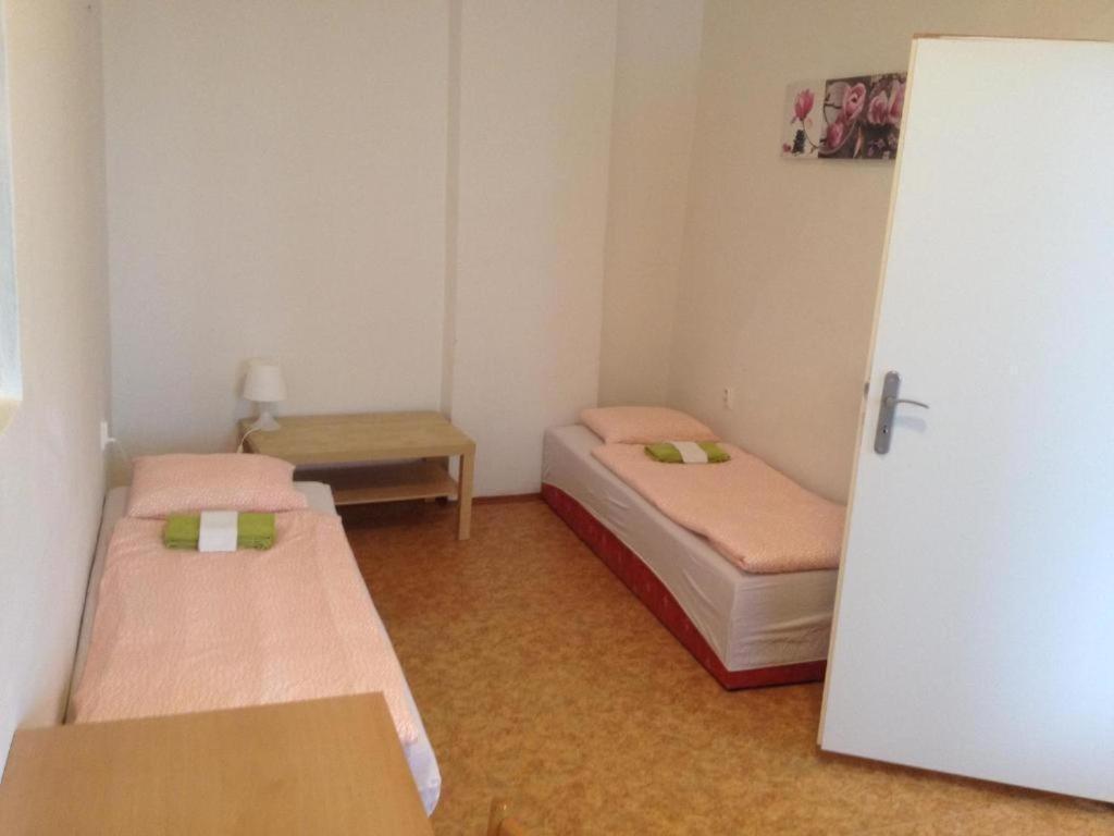 Near Main Railway And Bus Station, Vankovka 브르노 외부 사진