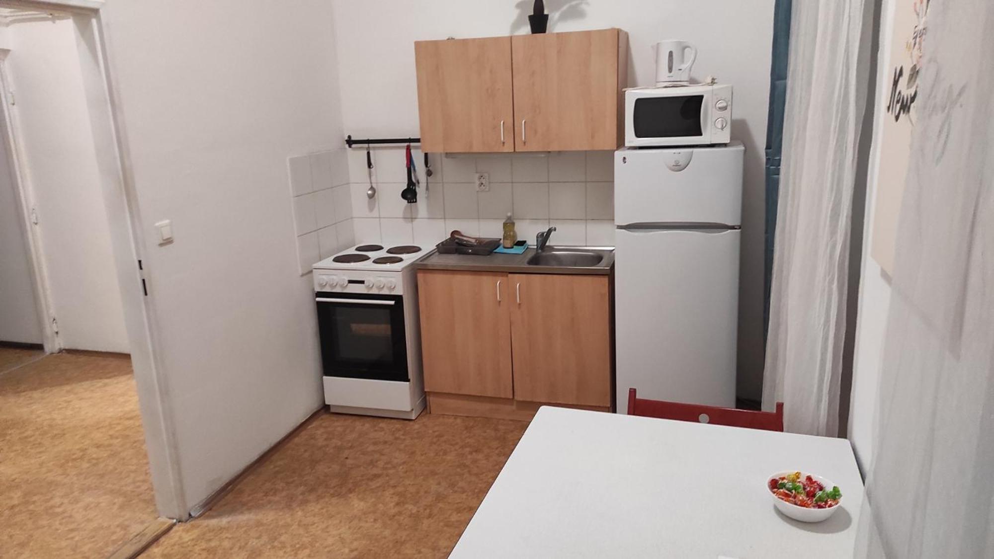 Near Main Railway And Bus Station, Vankovka 브르노 외부 사진
